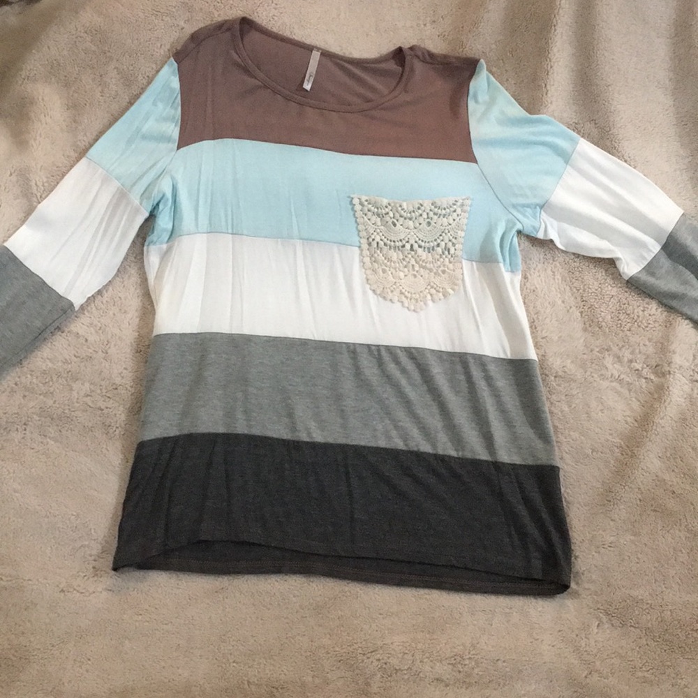 Soft 3/4 sleeve top